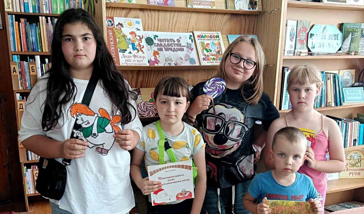 В Ленинской сельской библиотеке прошла встреча в библиокафе «Книжки для сладкоежек»