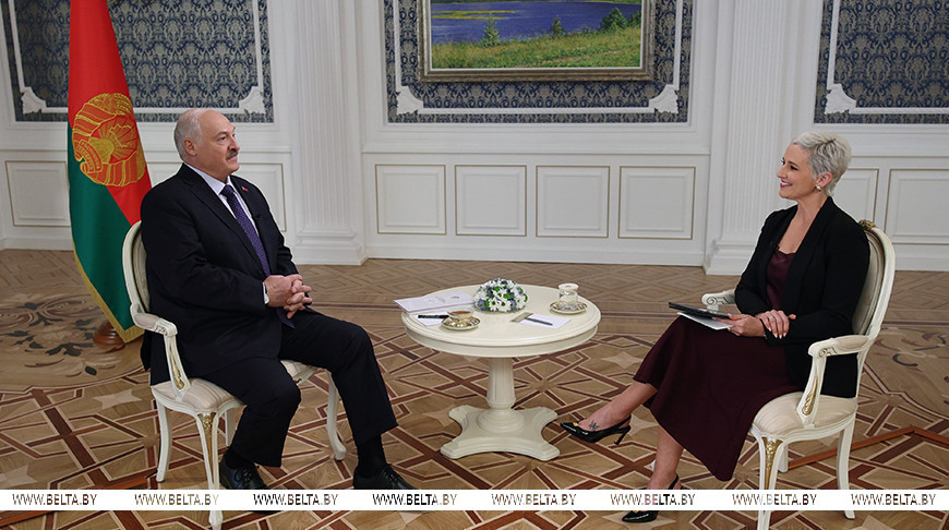Лукашенко дал интервью телеканалу «Аль-Арабия»