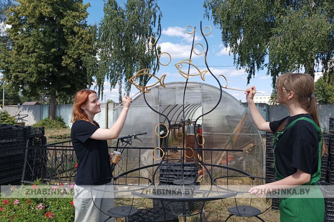 Становись-ка дружно в ряд, наш веселый студотряд!