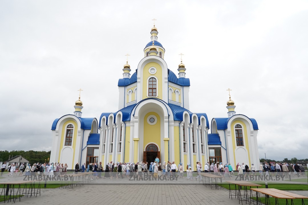 Торжественный день в храме святителя Кирилла Туровского